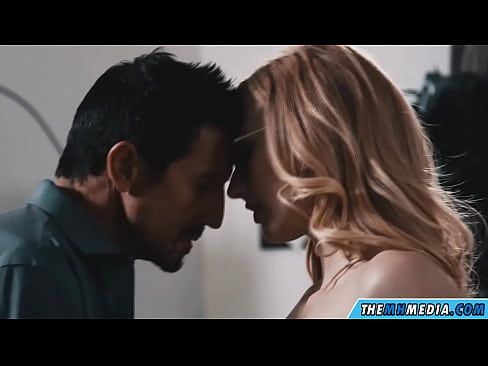 ❤️ Romantis jinis karo slutty pirang ❌ Porno ing kita  ❤